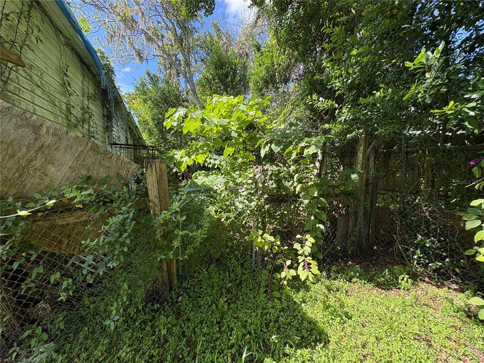 合同活跃: $67,003 (4 贝兹, 2 浴室, 1782 平方英尺)