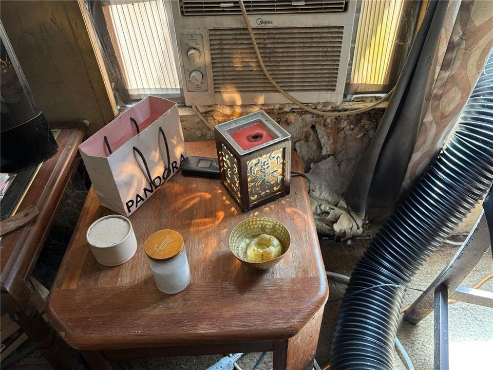 合同活跃: $67,003 (4 贝兹, 2 浴室, 1782 平方英尺)