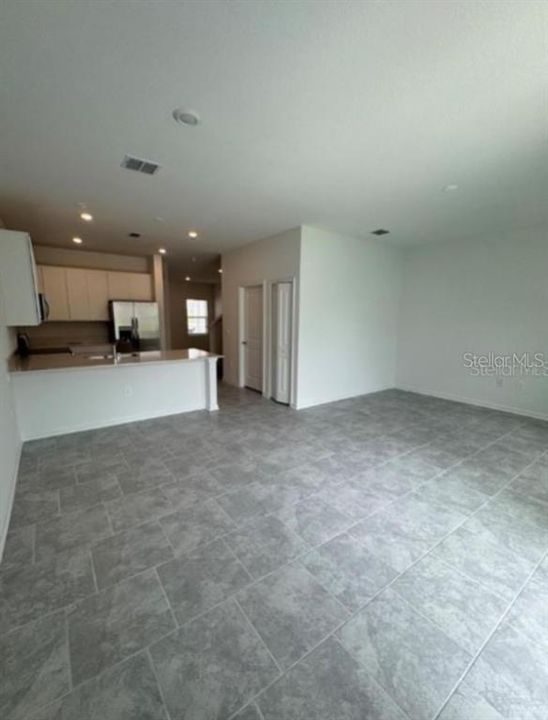 For Sale: $288,990 (3 beds, 2 baths, 1834 Square Feet)