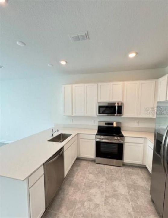 For Sale: $288,990 (3 beds, 2 baths, 1834 Square Feet)