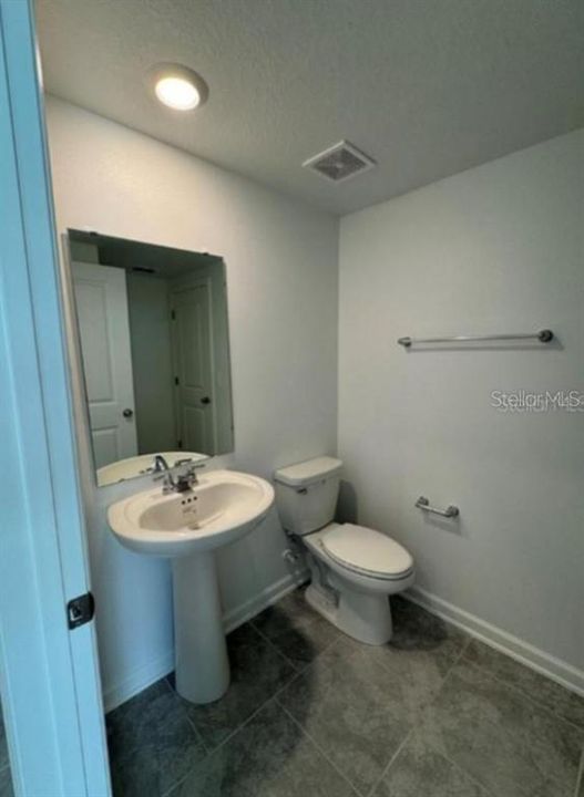 For Sale: $288,990 (3 beds, 2 baths, 1834 Square Feet)