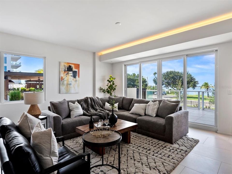 For Sale: $2,300,000 (2 beds, 2 baths, 2268 Square Feet)