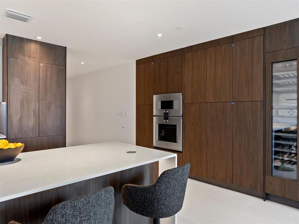 For Sale: $2,300,000 (2 beds, 2 baths, 2268 Square Feet)