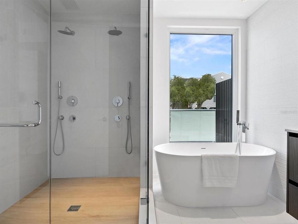 For Sale: $2,300,000 (2 beds, 2 baths, 2268 Square Feet)