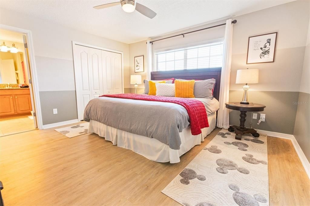 Active With Contract: $359,900 (4 beds, 3 baths, 1902 Square Feet)