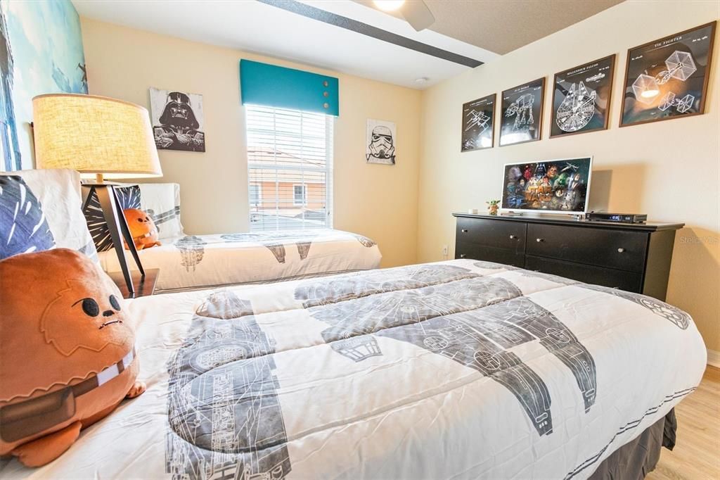 Active With Contract: $359,900 (4 beds, 3 baths, 1902 Square Feet)