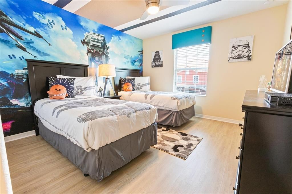 Active With Contract: $359,900 (4 beds, 3 baths, 1902 Square Feet)