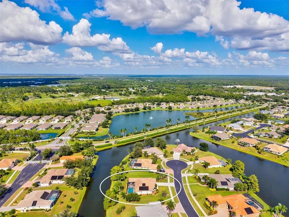 For Sale: $629,900 (3 beds, 2 baths, 2152 Square Feet)