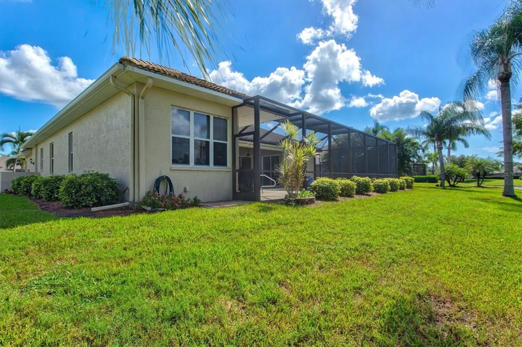 For Sale: $629,900 (3 beds, 2 baths, 2152 Square Feet)