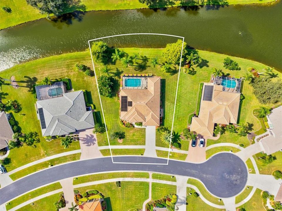 For Sale: $629,900 (3 beds, 2 baths, 2152 Square Feet)