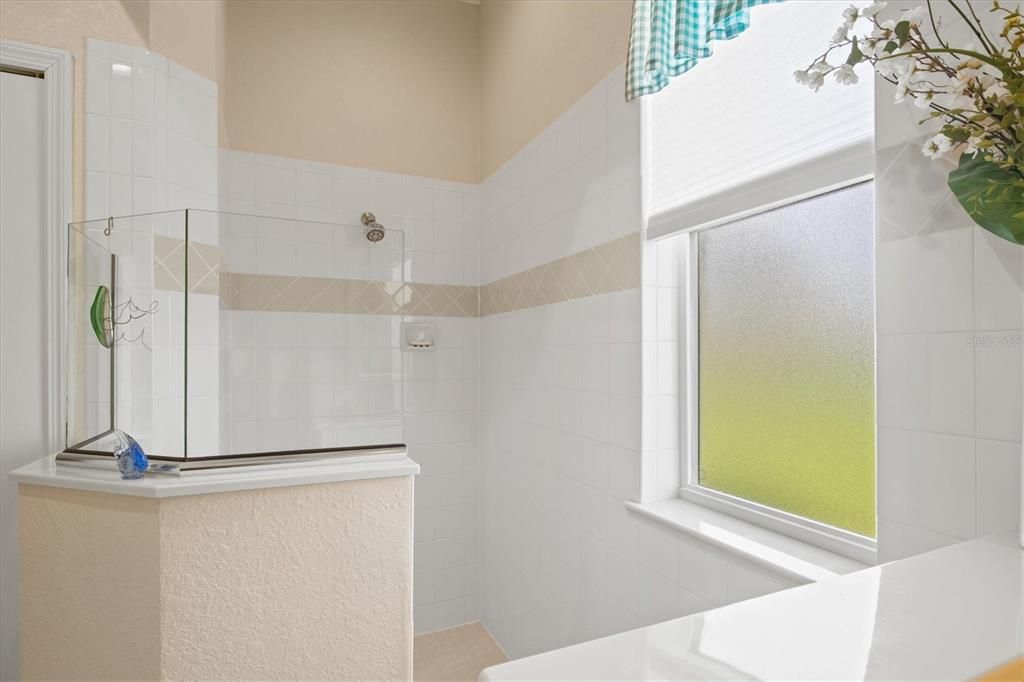 For Sale: $629,900 (3 beds, 2 baths, 2152 Square Feet)