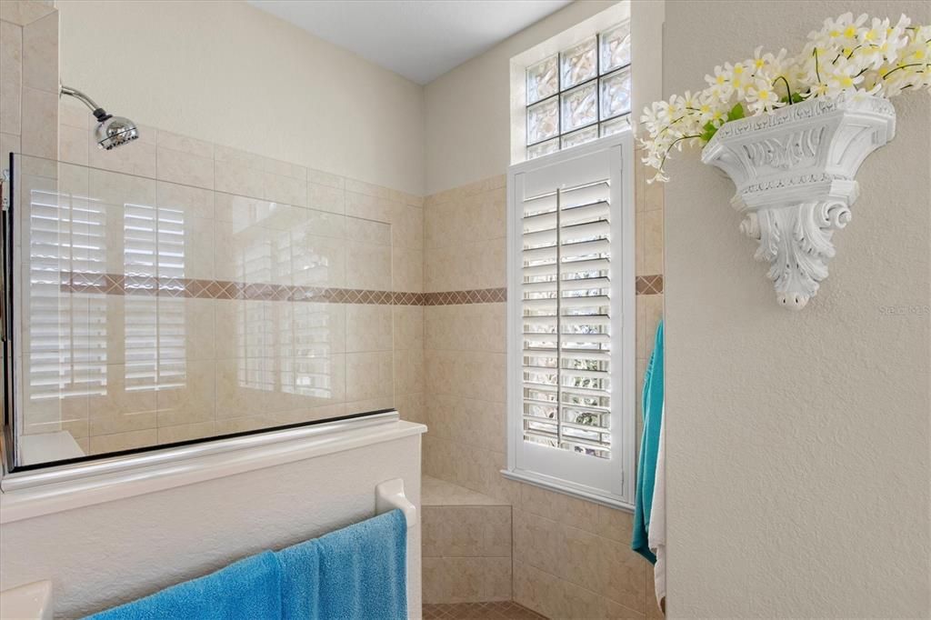 For Sale: $629,900 (3 beds, 2 baths, 2152 Square Feet)