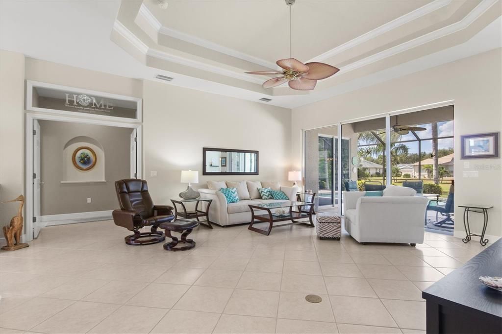 For Sale: $629,900 (3 beds, 2 baths, 2152 Square Feet)