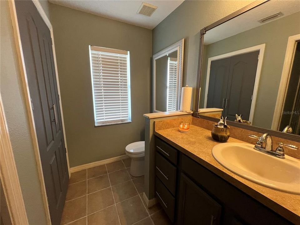 En Venta: $309,000 (3 camas, 2 baños, 1632 Pies cuadrados)