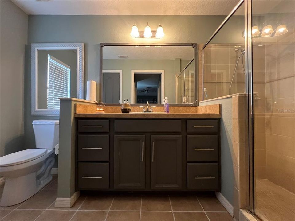 En Venta: $309,000 (3 camas, 2 baños, 1632 Pies cuadrados)