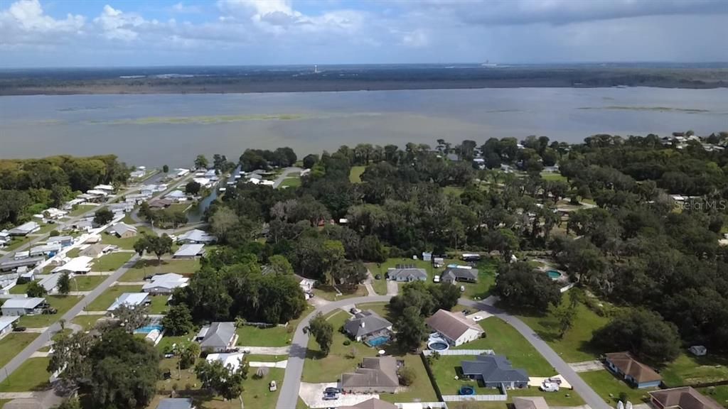 En Venta: $309,000 (3 camas, 2 baños, 1632 Pies cuadrados)