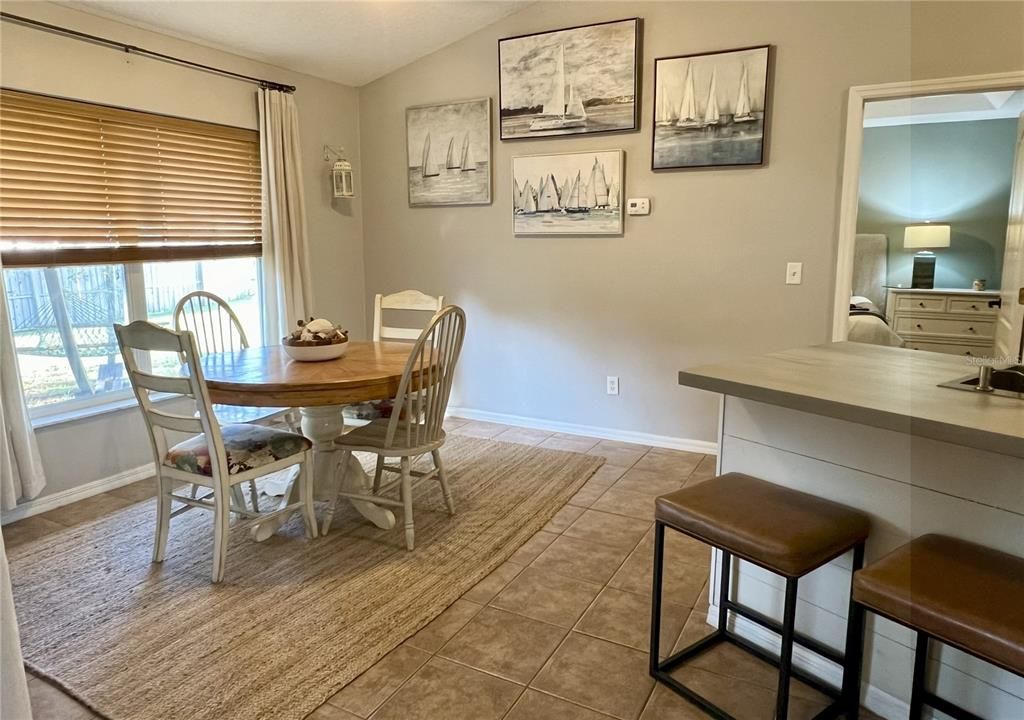 En Venta: $309,000 (3 camas, 2 baños, 1632 Pies cuadrados)