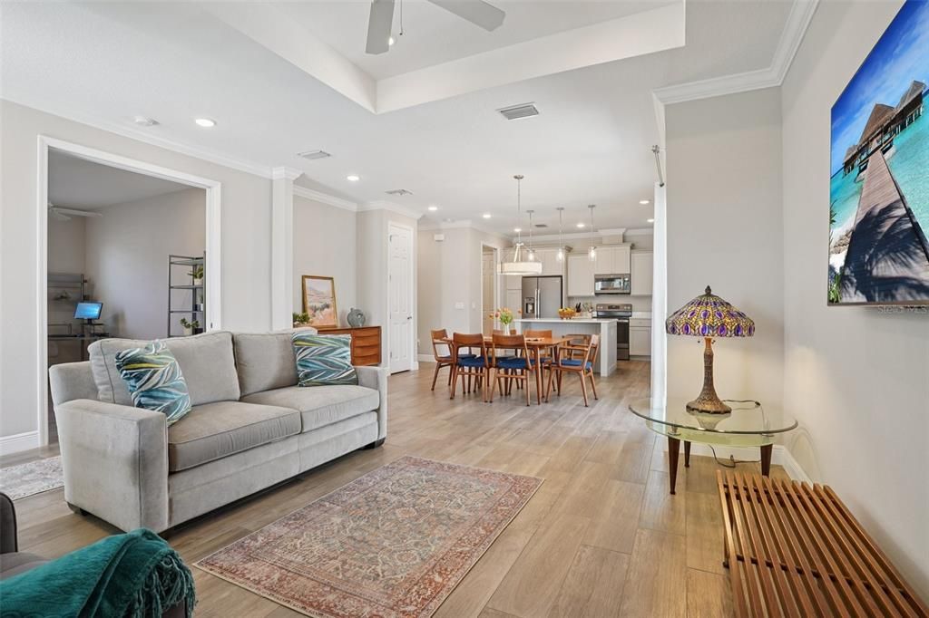 En Venta: $369,000 (3 camas, 2 baños, 1634 Pies cuadrados)