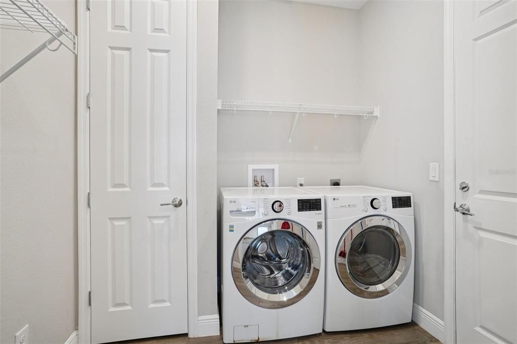 En Venta: $369,000 (3 camas, 2 baños, 1634 Pies cuadrados)