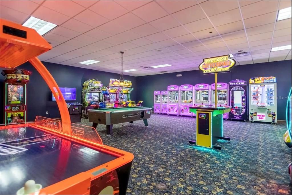 En Venta: $345,000 (4 camas, 3 baños, 1902 Pies cuadrados)