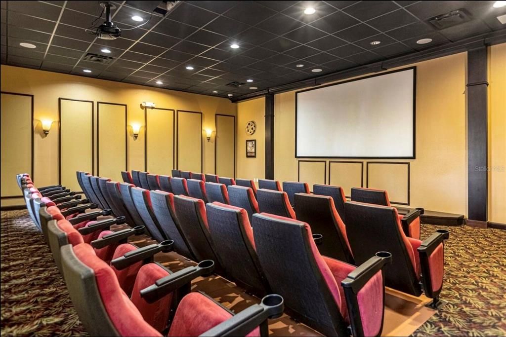 En Venta: $345,000 (4 camas, 3 baños, 1902 Pies cuadrados)