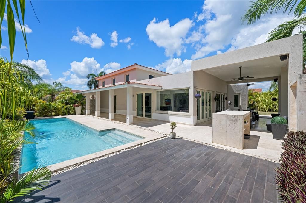 For Sale: $2,500,000 (4 beds, 3 baths, 4450 Square Feet)