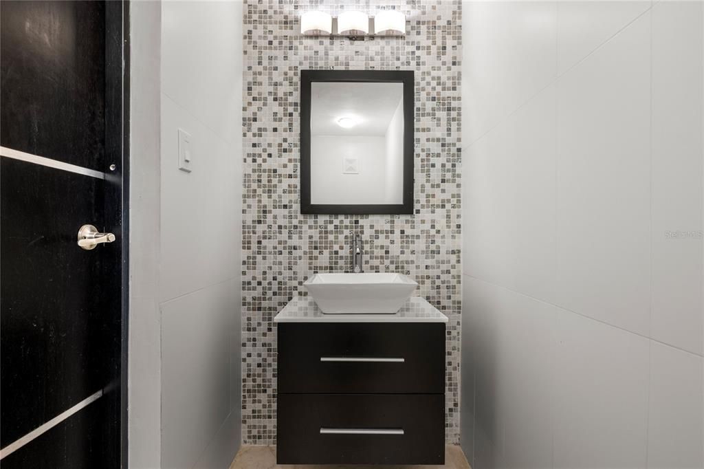 For Sale: $2,500,000 (4 beds, 3 baths, 4450 Square Feet)