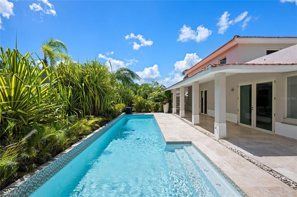 For Sale: $2,500,000 (4 beds, 3 baths, 4450 Square Feet)