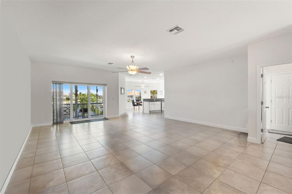 待售: $1,100,000 (3 贝兹, 3 浴室, 2008 平方英尺)