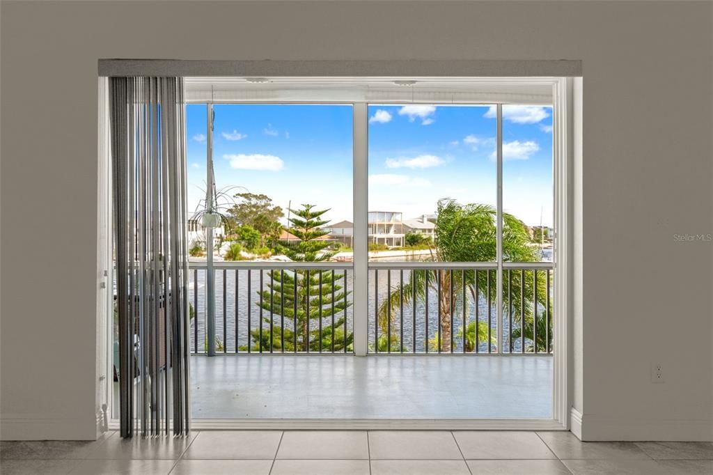 待售: $1,100,000 (3 贝兹, 3 浴室, 2008 平方英尺)