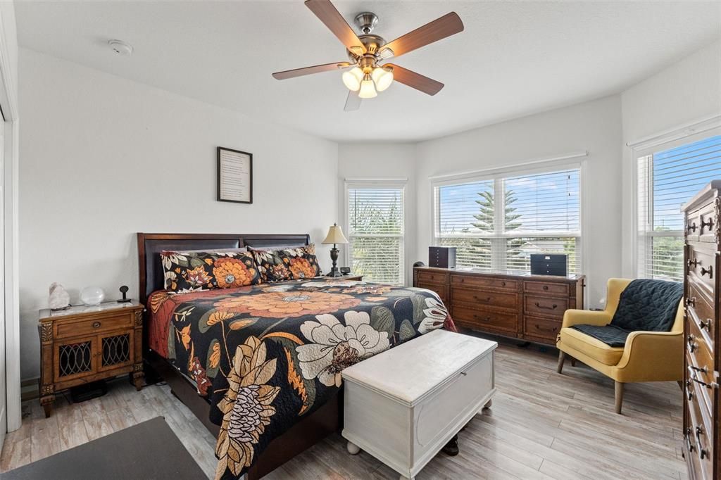 待售: $1,100,000 (3 贝兹, 3 浴室, 2008 平方英尺)