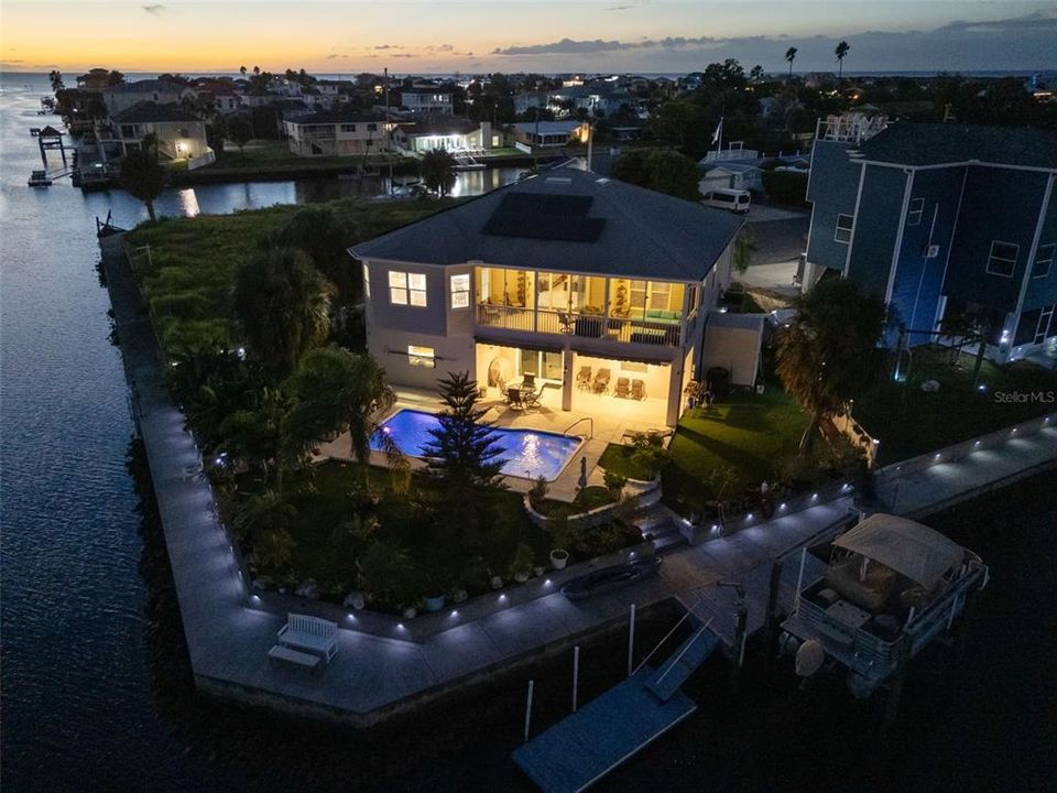 待售: $1,100,000 (3 贝兹, 3 浴室, 2008 平方英尺)