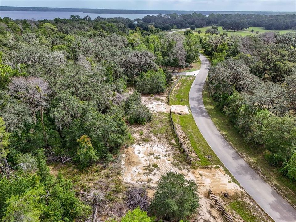 На продажу: $180,000 (3.42 acres)