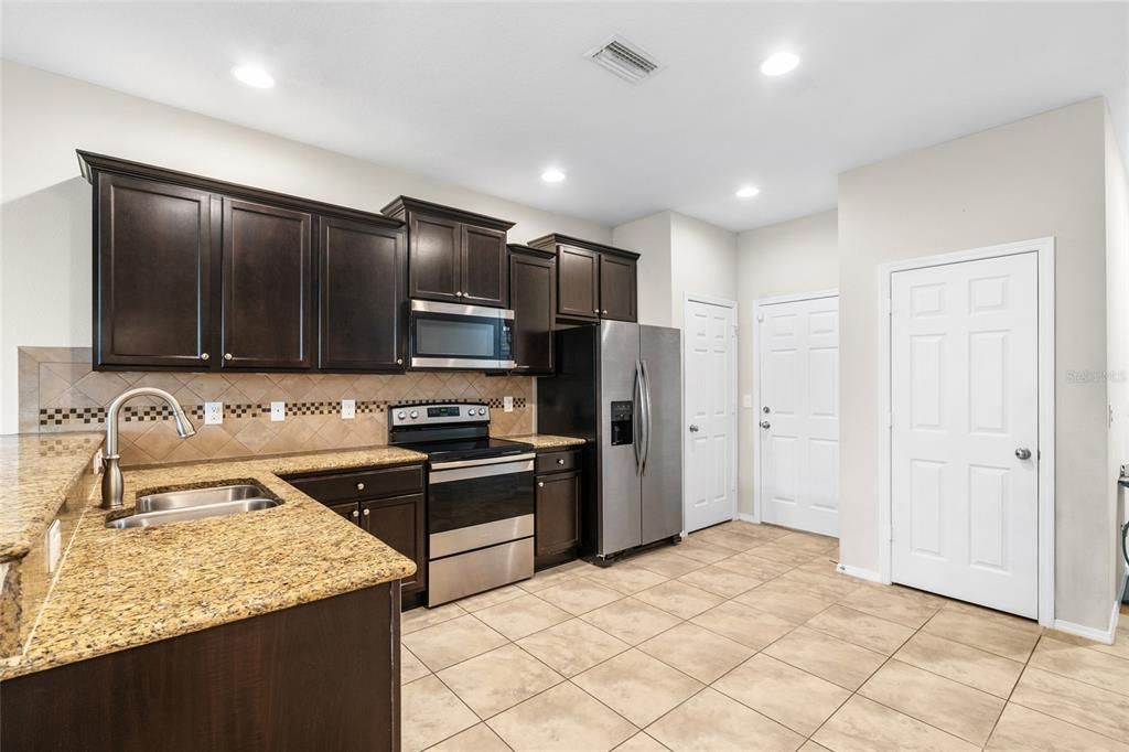 En Venta: $235,000 (2 camas, 2 baños, 1496 Pies cuadrados)