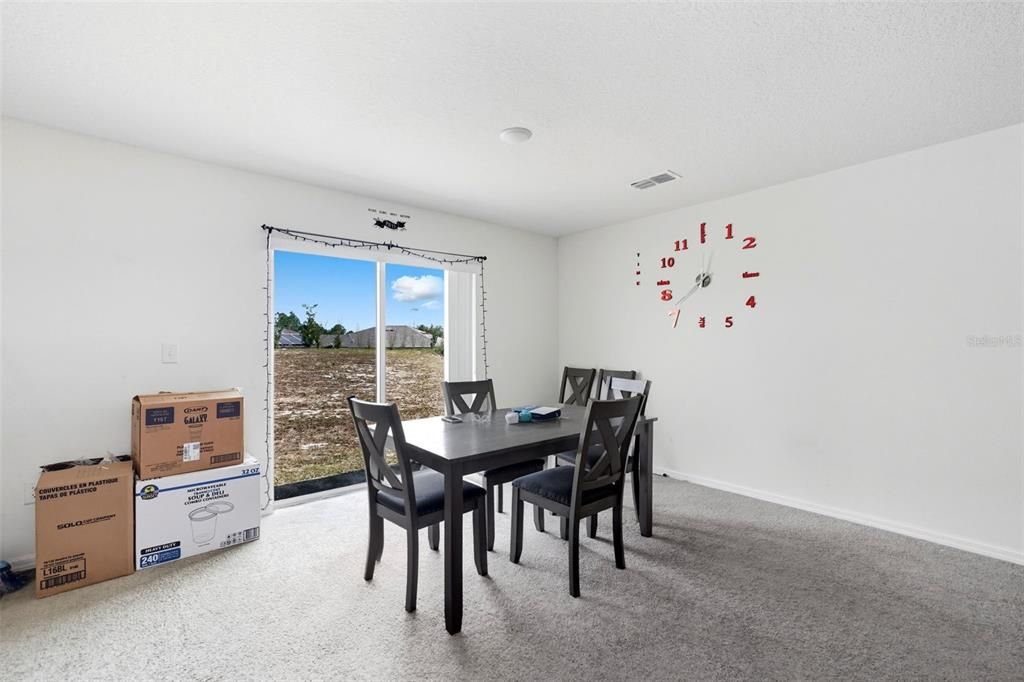 For Sale: $280,000 (4 beds, 2 baths, 1819 Square Feet)