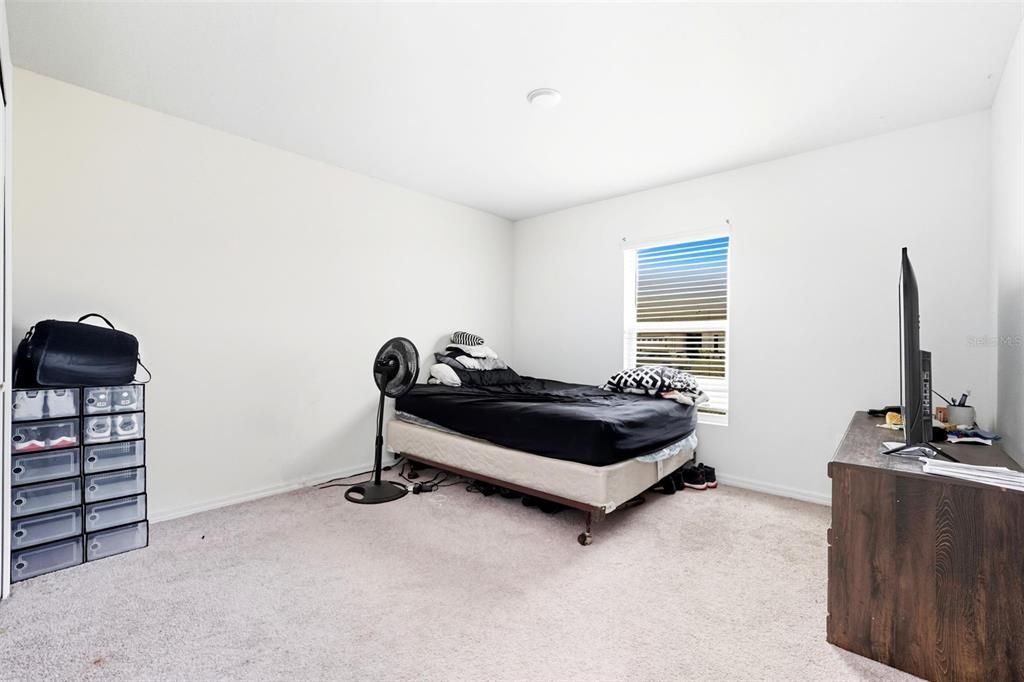 For Sale: $280,000 (4 beds, 2 baths, 1819 Square Feet)