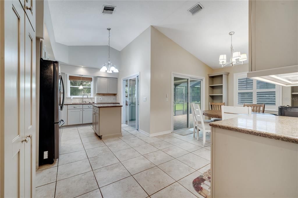 For Rent: $2,700 (3 beds, 2 baths, 1602 Square Feet)