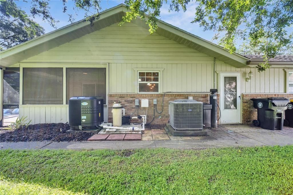 For Rent: $2,700 (3 beds, 2 baths, 1602 Square Feet)