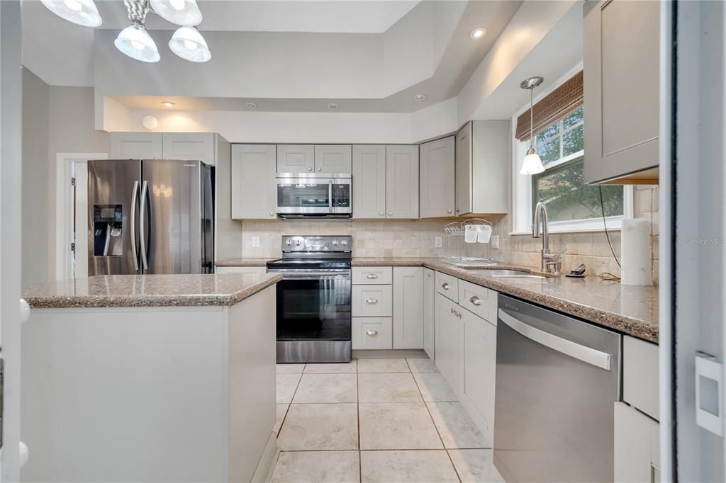 For Rent: $2,700 (3 beds, 2 baths, 1602 Square Feet)