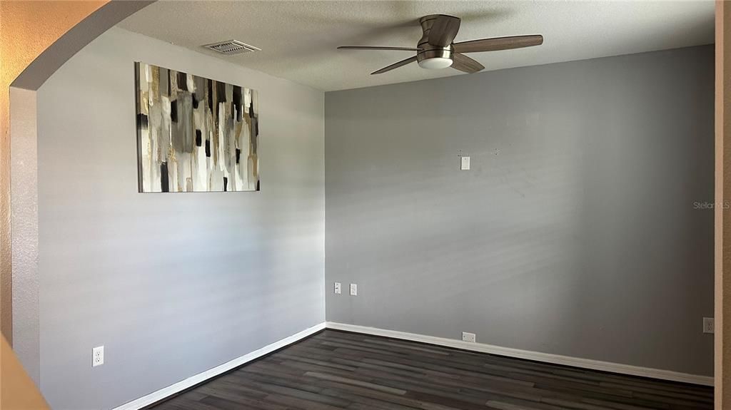 For Rent: $3,400 (5 beds, 2 baths, 2905 Square Feet)