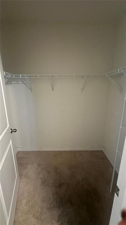 For Rent: $3,400 (5 beds, 2 baths, 2905 Square Feet)