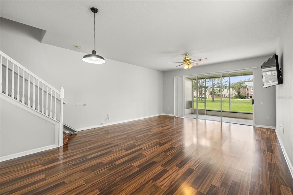 For Sale: $269,000 (3 beds, 2 baths, 1545 Square Feet)