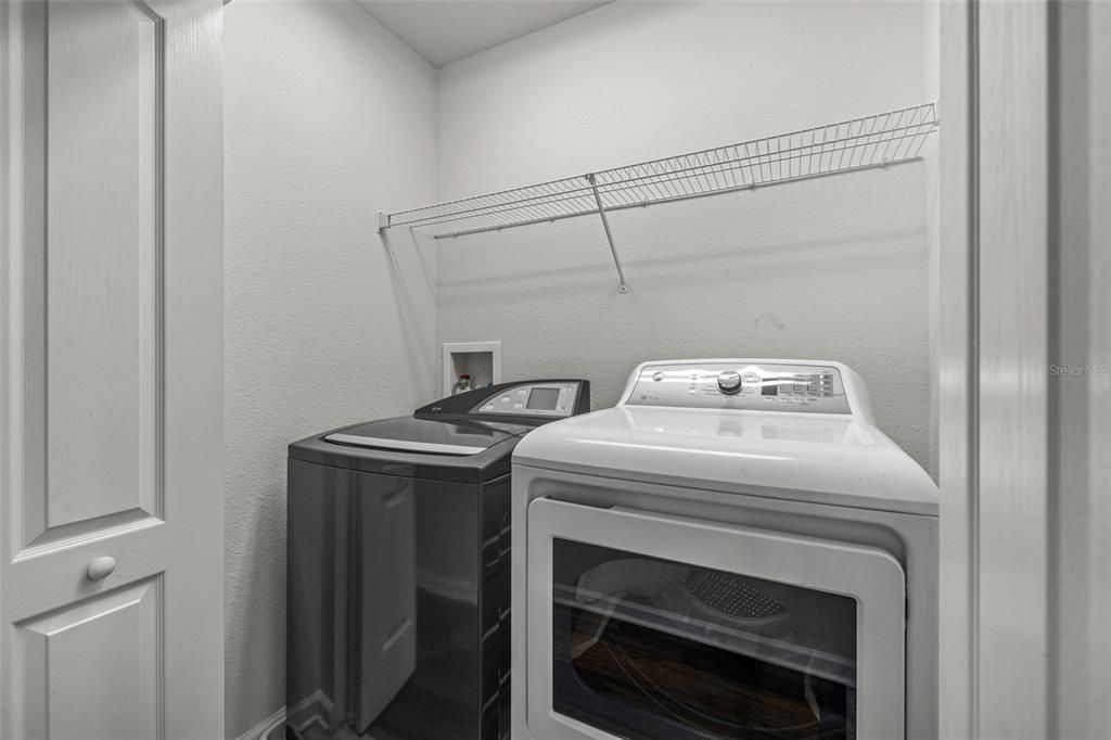 For Sale: $269,000 (3 beds, 2 baths, 1545 Square Feet)