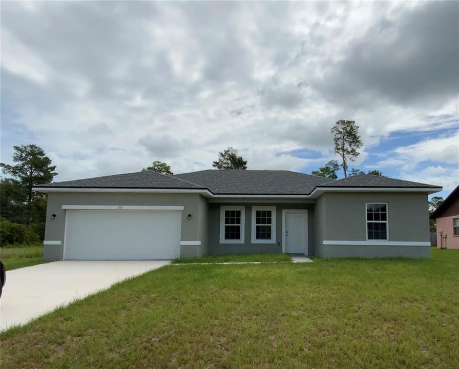 For Rent: $1,950 (4 beds, 2 baths, 1578 Square Feet)