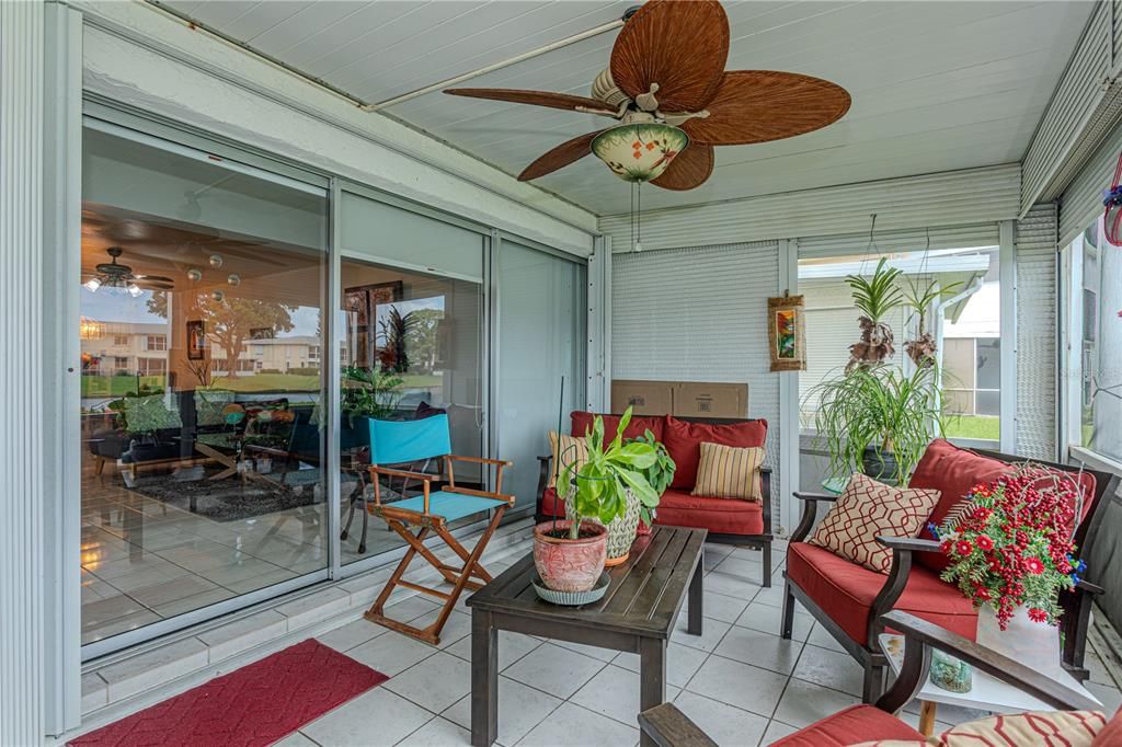 For Sale: $215,000 (2 beds, 2 baths, 1148 Square Feet)