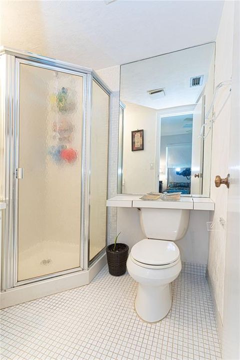 For Sale: $215,000 (2 beds, 2 baths, 1148 Square Feet)