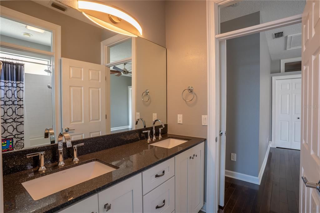 For Sale: $1,330,000 (3 beds, 2 baths, 2998 Square Feet)