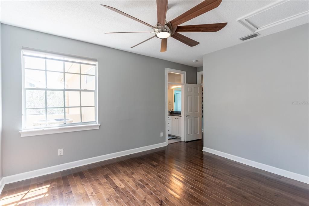 For Sale: $1,330,000 (3 beds, 2 baths, 2998 Square Feet)