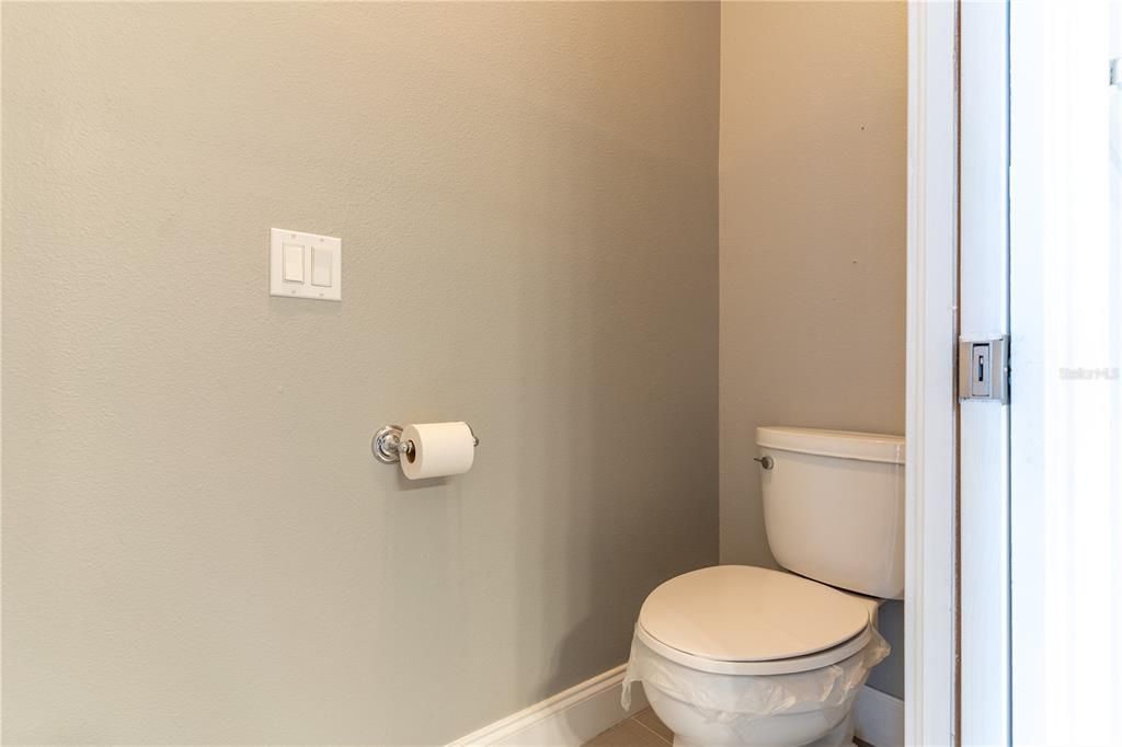 For Sale: $1,330,000 (3 beds, 2 baths, 2998 Square Feet)