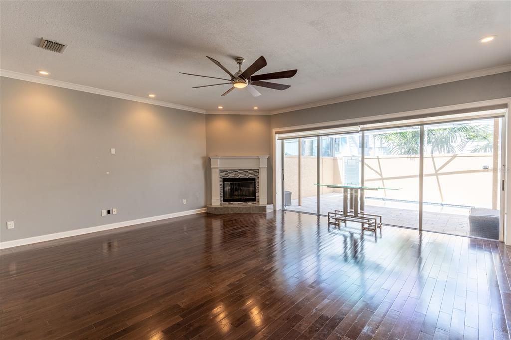 For Sale: $1,330,000 (3 beds, 2 baths, 2998 Square Feet)